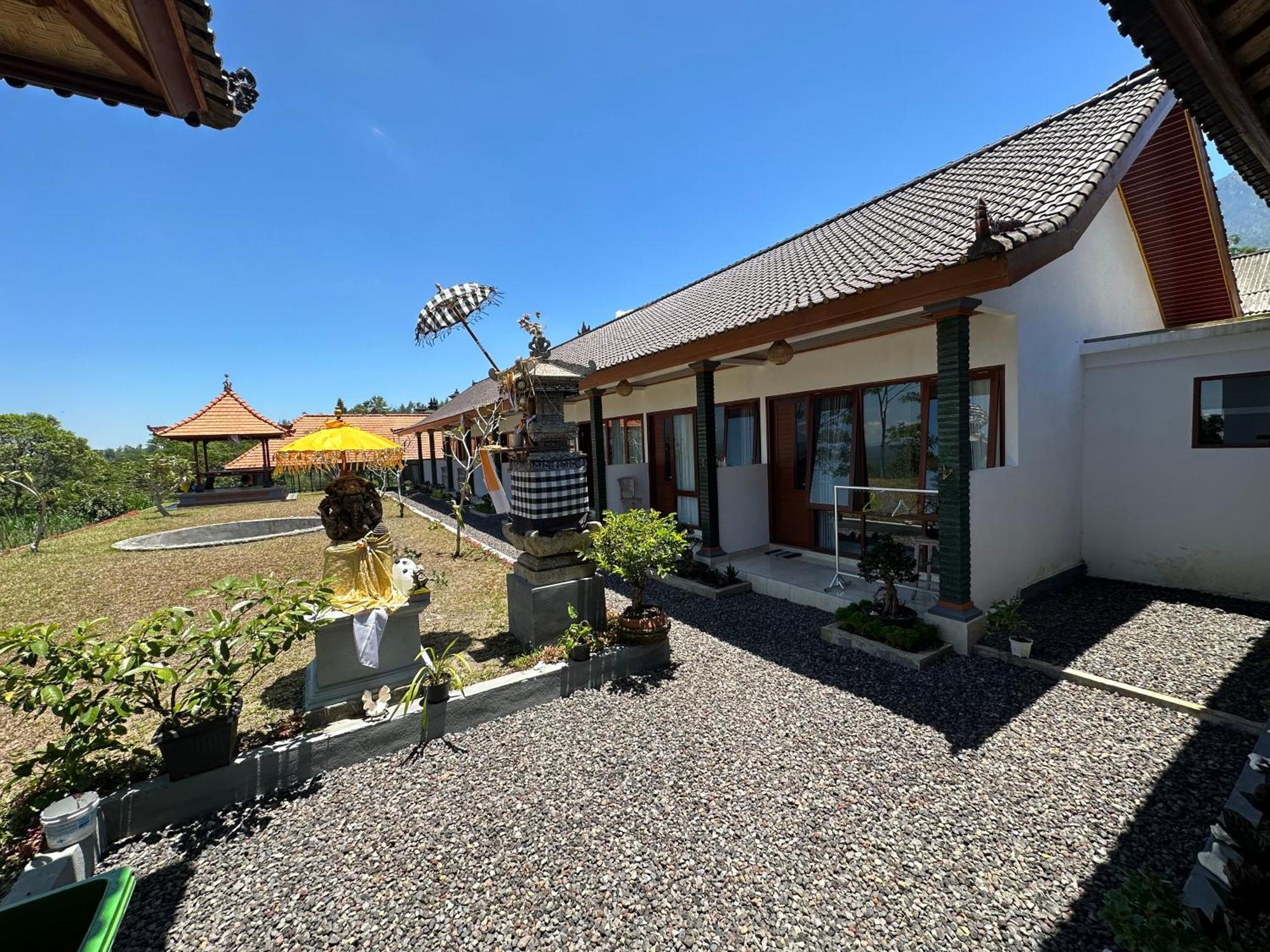 Bali Basuki Retreat Center Apartment Besakih Exterior foto