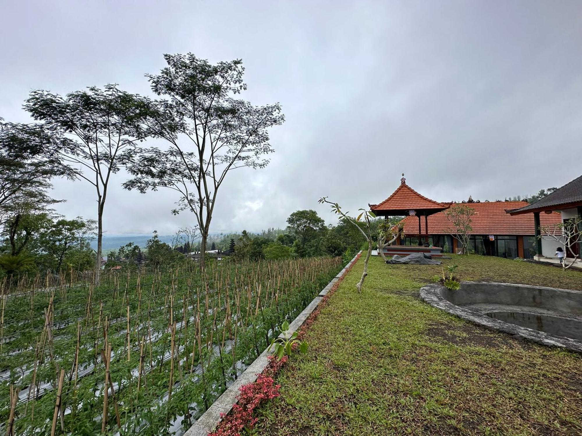 Bali Basuki Retreat Center Apartment Besakih Exterior foto